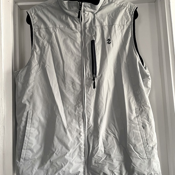 Izod Vest - Picture 2 of 4